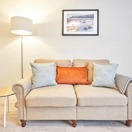 Holiday home Host & - Spring Whitby