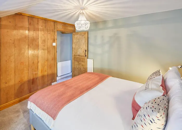 Дом отдыха Host & - Spring