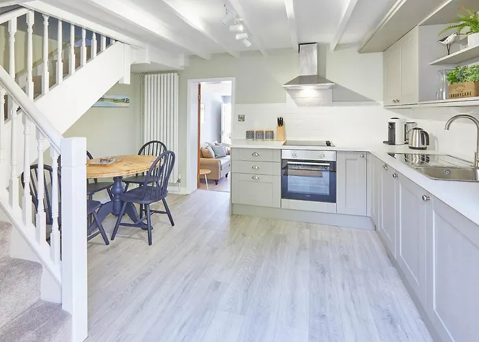 بيت للعطل Host & - Spring *